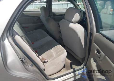 2002 Buick Century Custom z USA, uszkodzony, nr VIN 2G4WS52J021244340